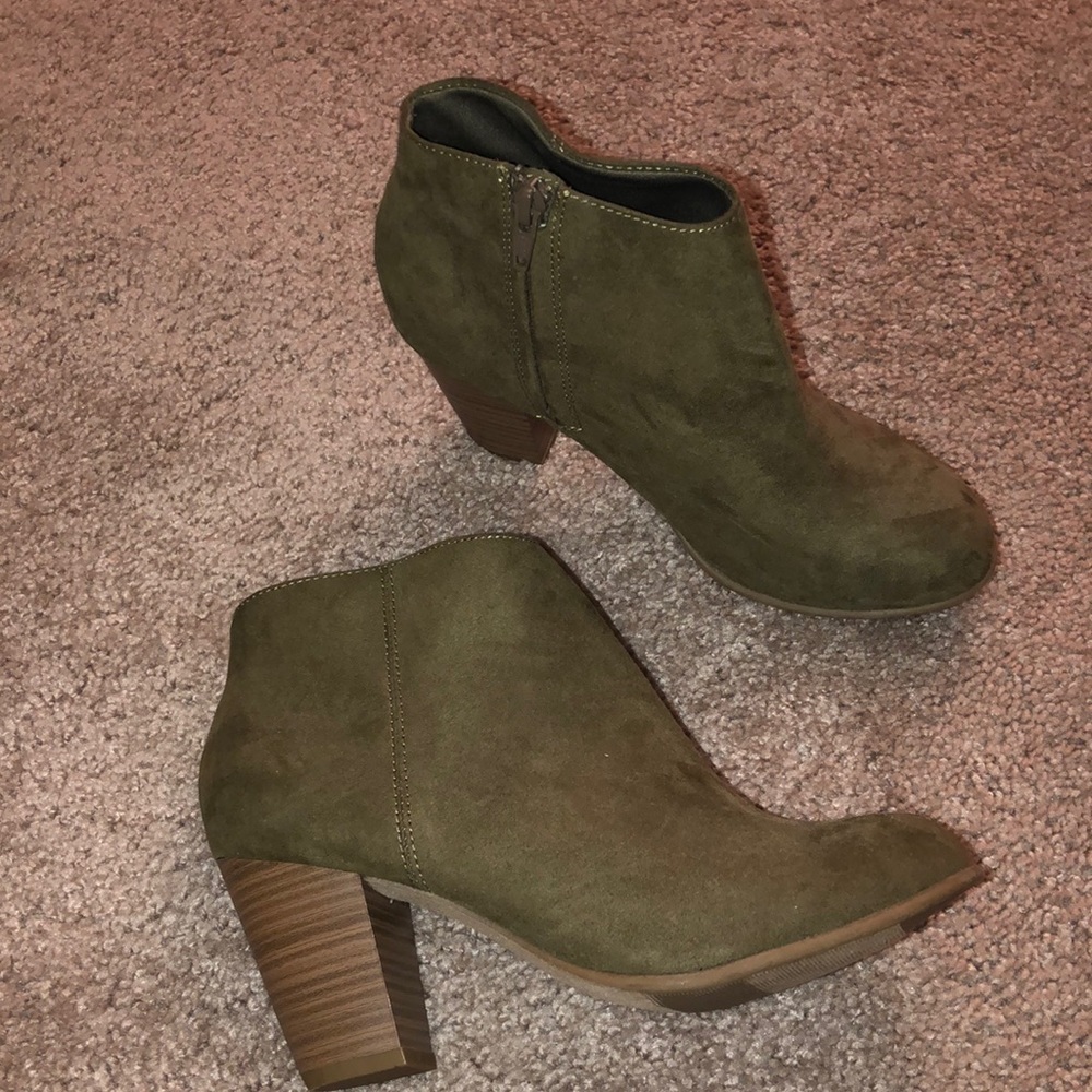 army green boot heels